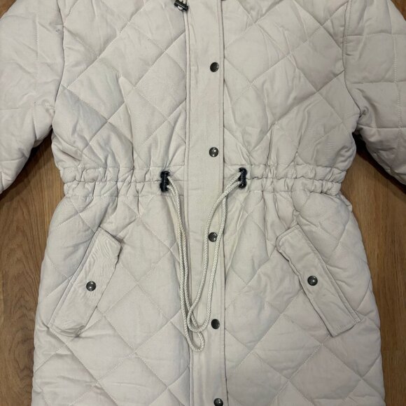 Joe Fresh x Jillian Harris Winter Jacket | Quilted White Coat | Cinch Waist Hood - Picture 2 of 9